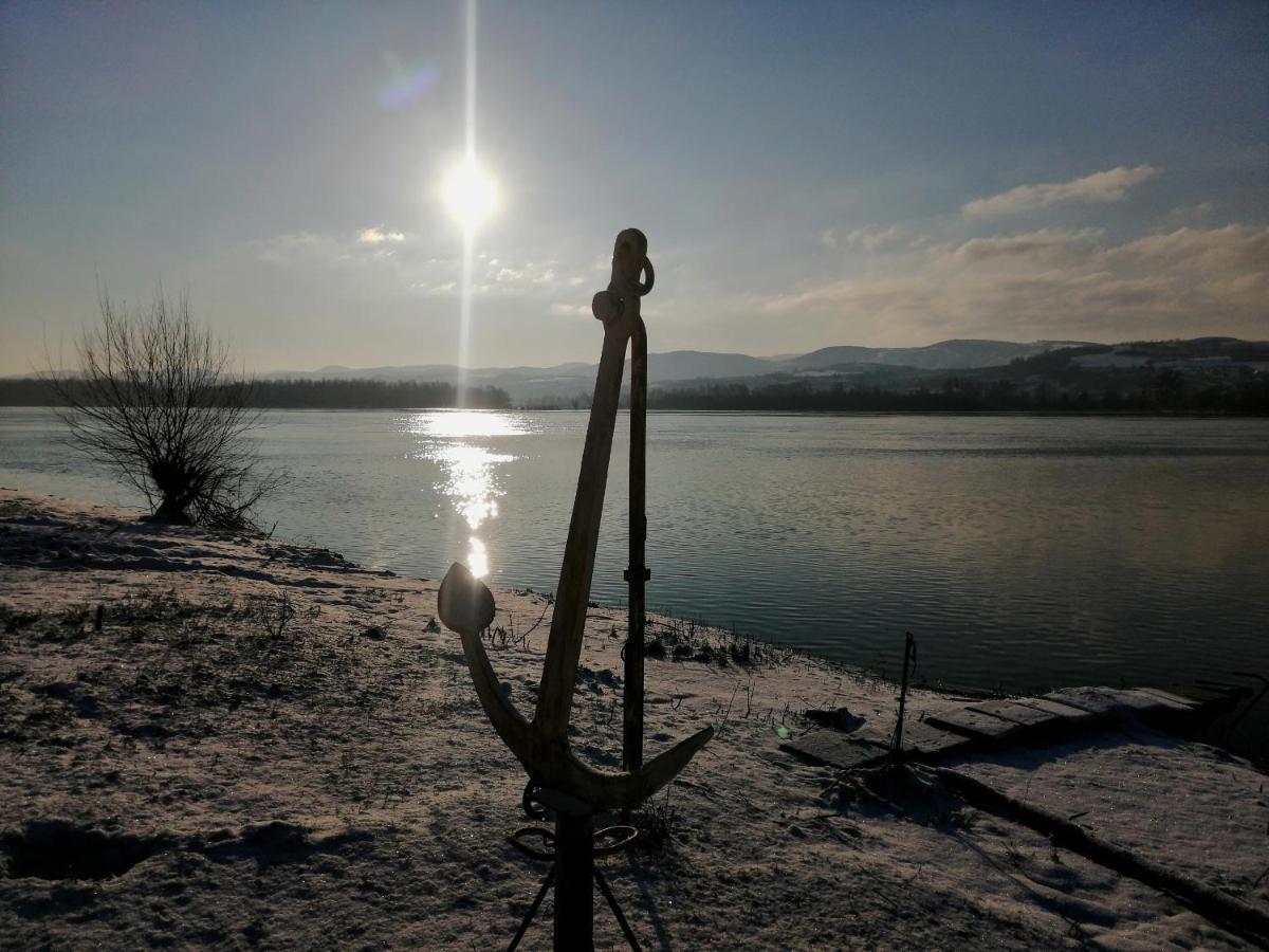 Captain'S House By The Danube River Cerevic Esterno foto