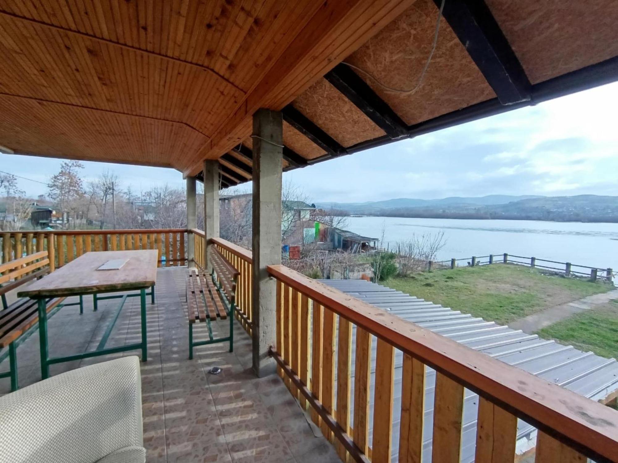 Captain'S House By The Danube River Cerevic Esterno foto